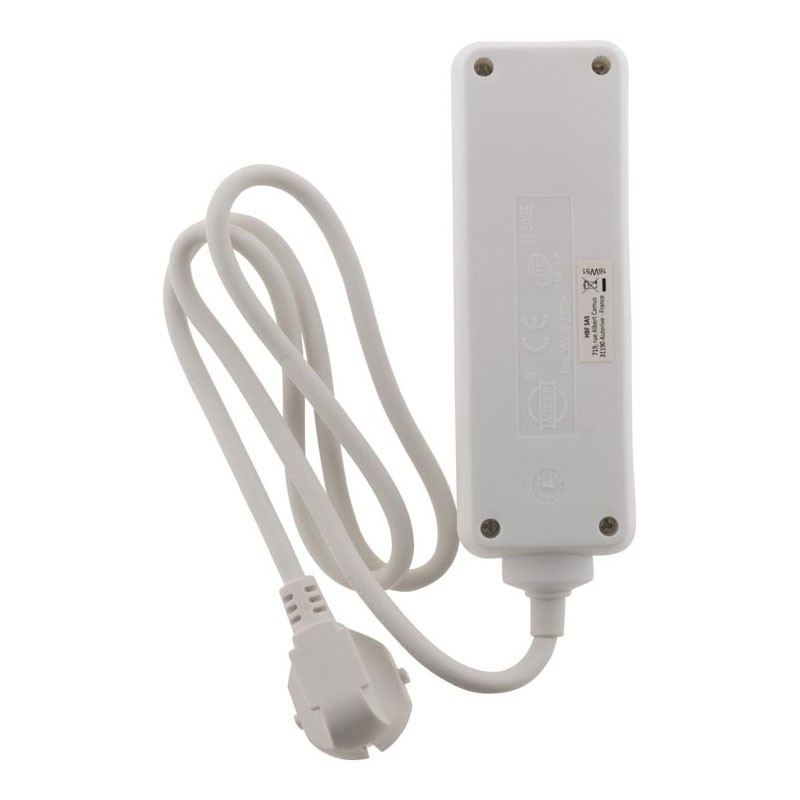 Contactdoos met 3 x 16A stopcontacten - Wit - Wit Zenitech Contactdoos met 3 x 16A stopcontacten - Wit - Wit Zenitech