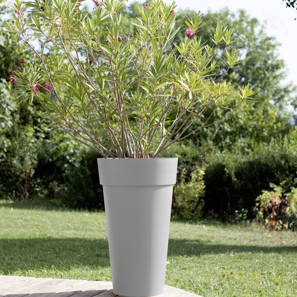 High round Toscane vase - 46x65cm - 67L - Laurel green - EDA plastics