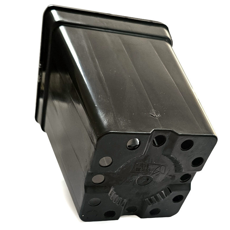 POT CARRÉ NOIR 3.5L
